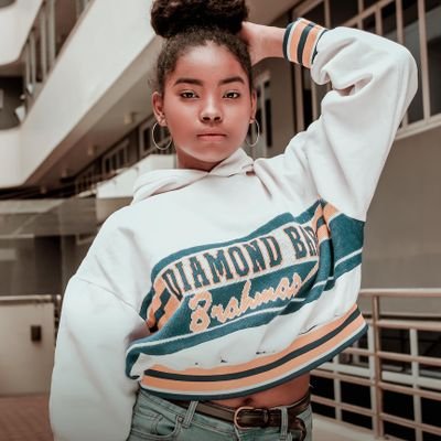 Cropped Streetwear Hoodie